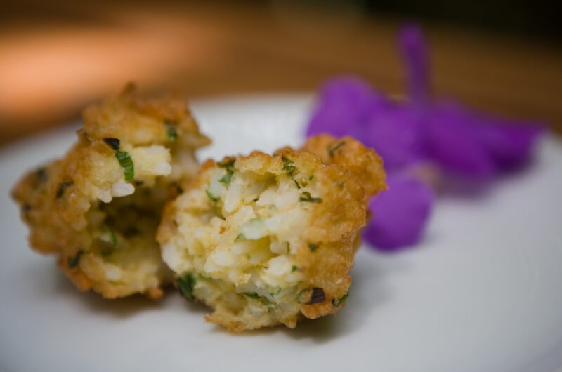 Bolinho de Arroz Sequinho: receita simples e fácil Receita para bolinho de arroz simples: como fazer passo a passo