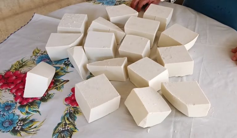 Como fazer sabão em barra caseiro super fácil Como fazer sabao em barra caseiro facil com oleo usado 1