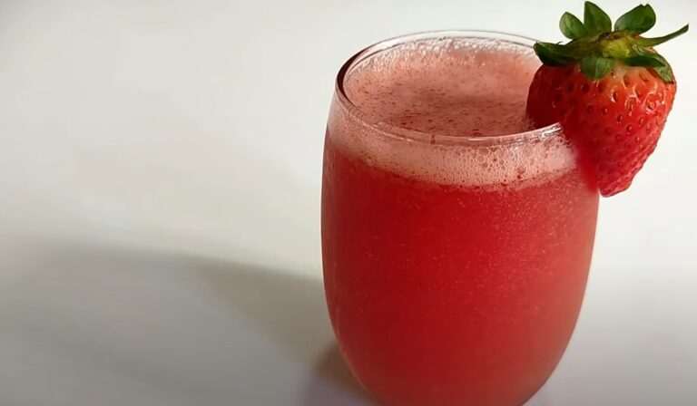 Como fazer suco de morango natural receita simples e facil