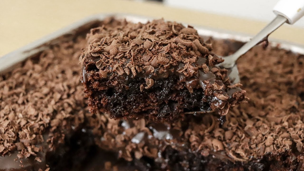 Receita de bolo de chocolate de liquidificador nega maluca