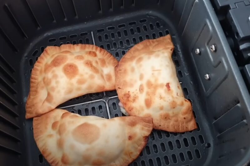Como fazer Pastel na Airfryer: receita simples para fritar a massa