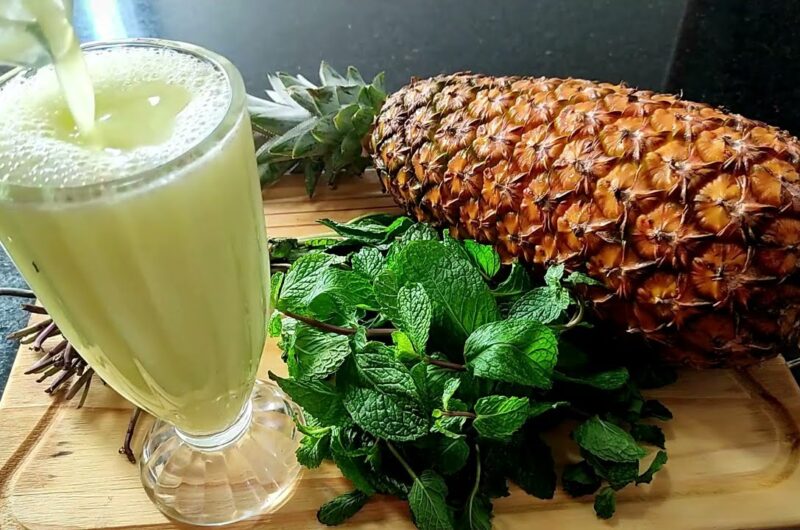 Como fazer suco de abacaxi com hortelã simples e fácil