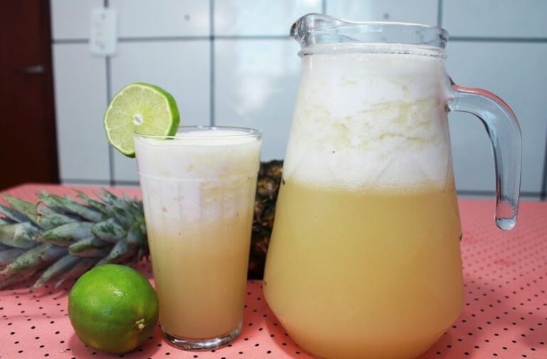 Suco de abacaxi com limão: receita simples e fácil Receita de suco de abacaxi com limao super facil