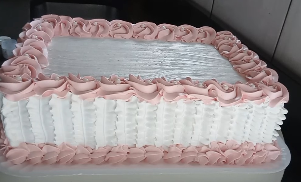 Bolo quadrado feminino