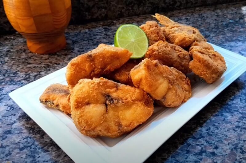Peixe frito: como fazer, receita simples e fácil Como fazer peixe frito crocante e sequinho 😋