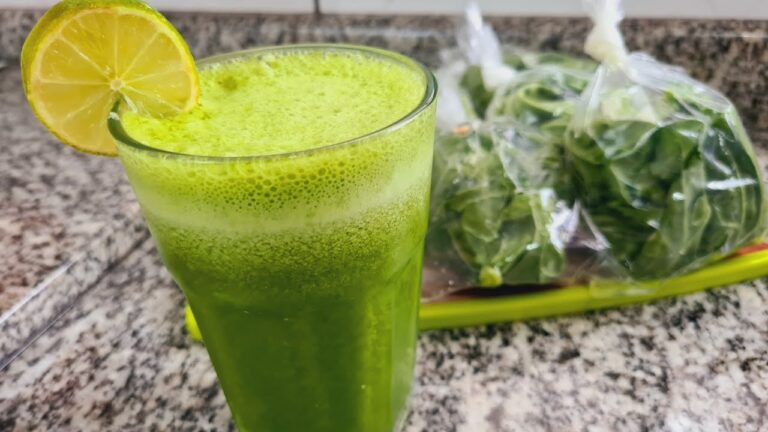 Suco de abacaxi com couve: como fazer, receita simples Receita de suco de abacaxi com couve