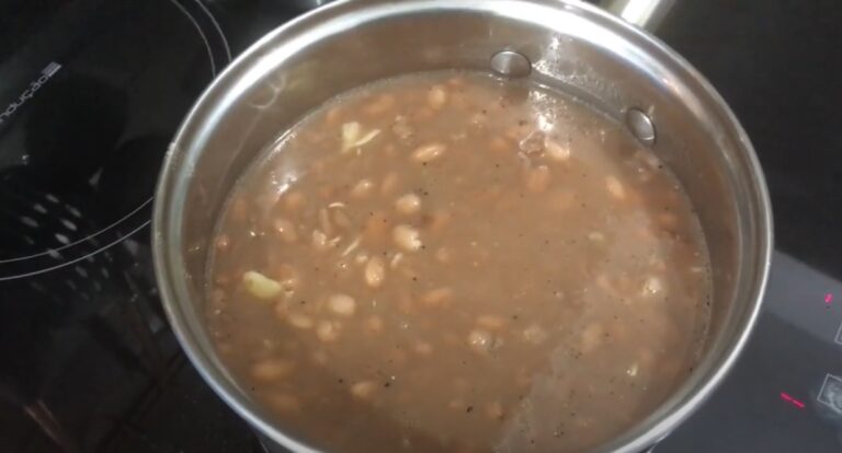 Como cozinhar feijao sem panela de pressao