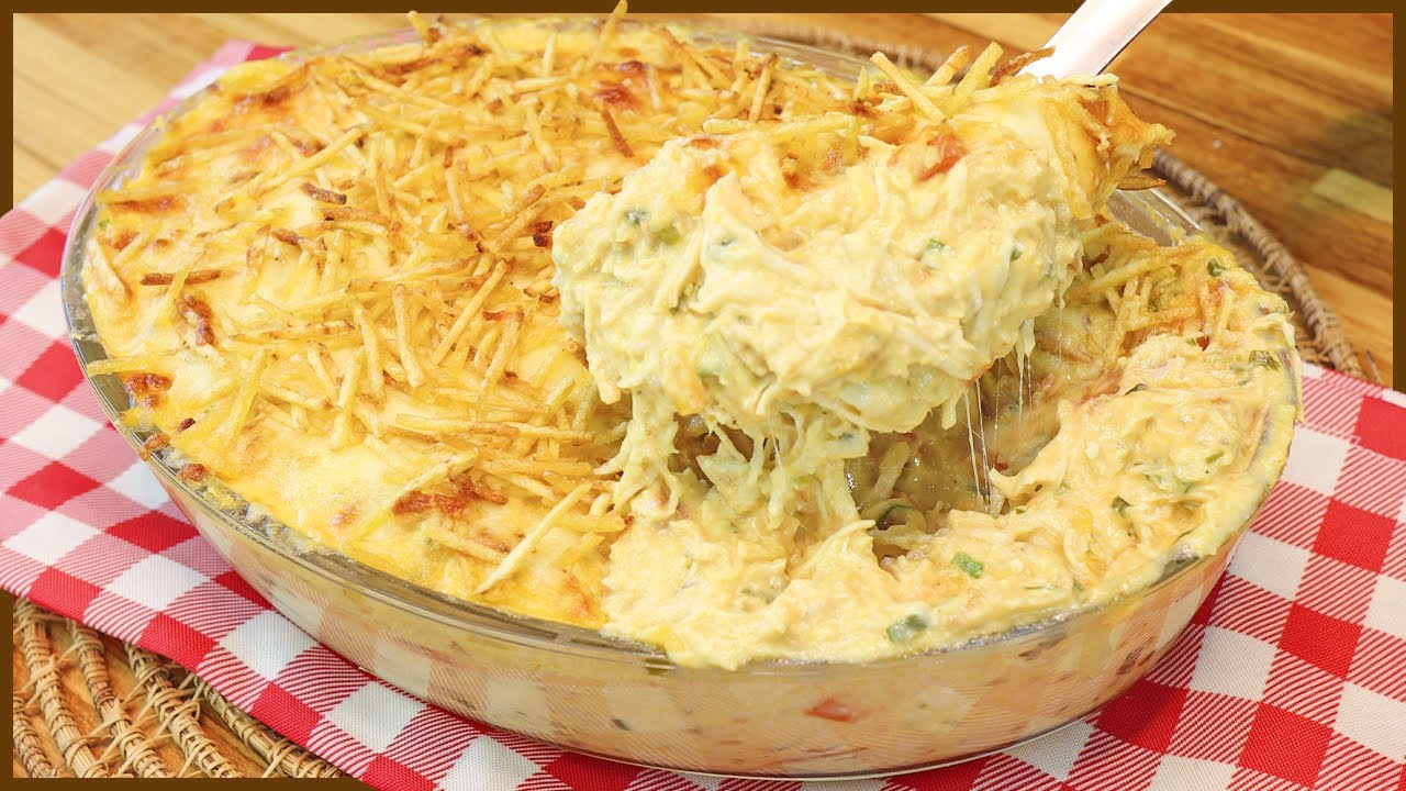 Receitas com frango desfiado: 13 opções baratas Receita de fricasse de frango simples e cremoso