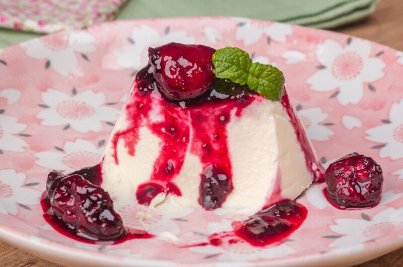 Receita de panna cotta de frutas vermelhas