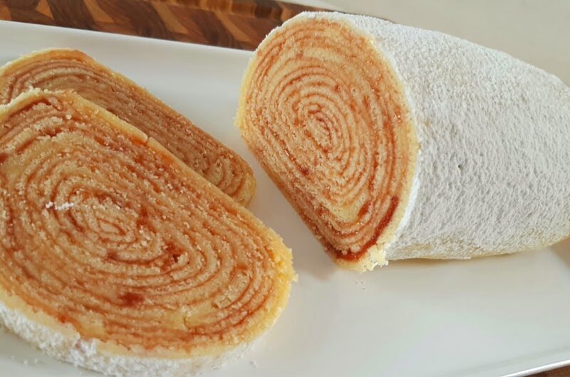 Receita de bolo de rolo tradicional e fácil de se fazer