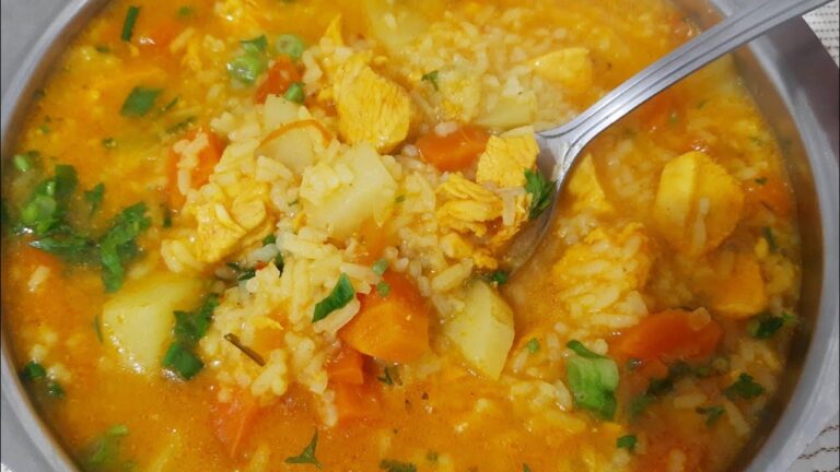 Como fazer Canja de Galinha com Arroz simples e facil