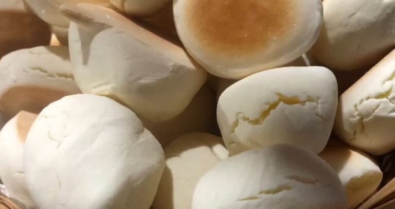 Como fazer bolinhos de goma simples e fácil Receita de Bolinhos de Goma de Tapioca