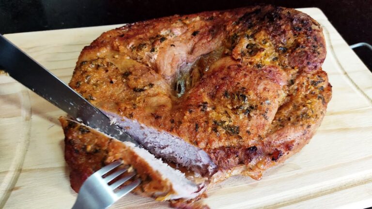 Como fazer Pernil assado com tempero receita de pernil assado no forno suculento