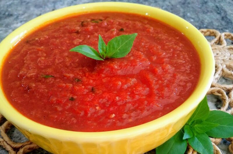 Como fazer um molho de tomate caseiro simples