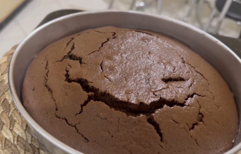 Como fazer bolo de cacau em po fofinho