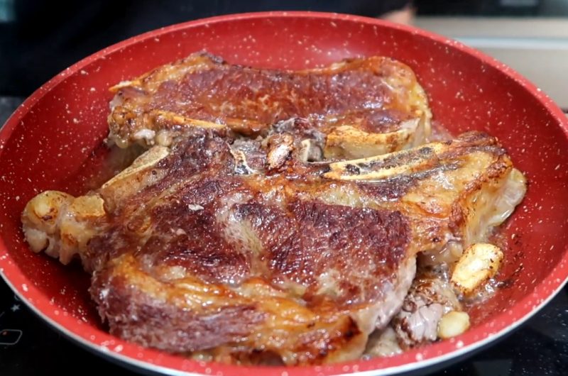 Bisteca bovina: 3 formas diferentes de como fazer Bisteca bovina: frita, na grelha ou cozida