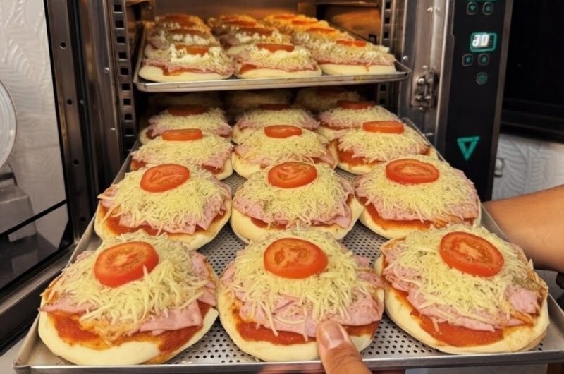 Pizza brotinho: como fazer, receita fácil Como fazer Pizza Brotinho 🍕