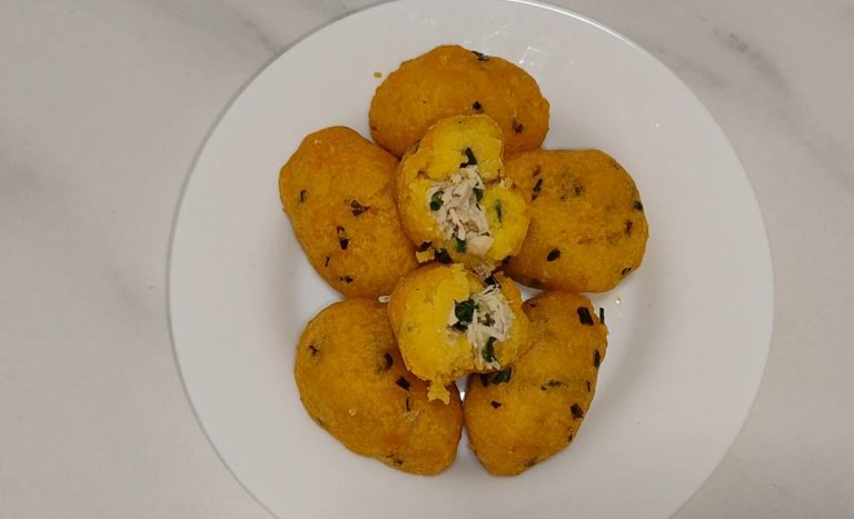Como fazer bolinho de frango simples