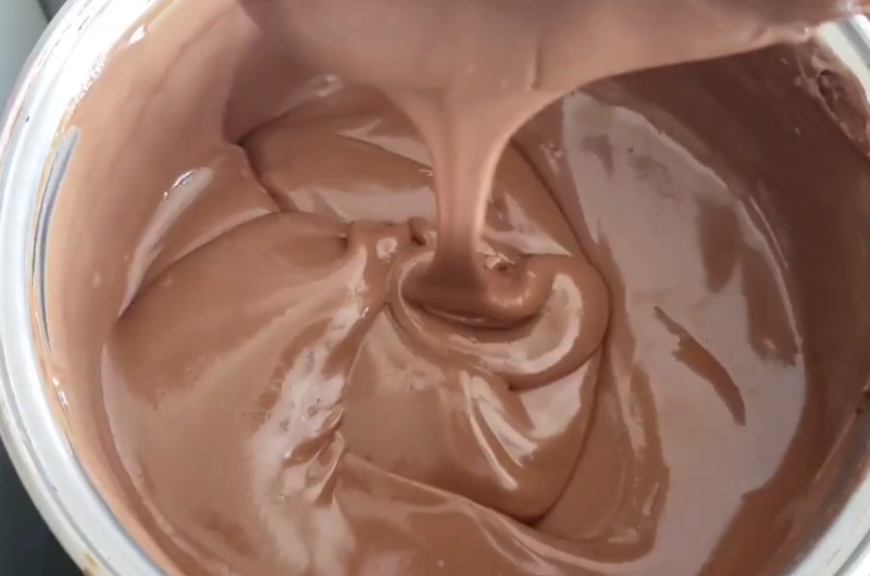 Receita de ganache para cobertura de bolo Como fazer ganache de chocolate para cobertura