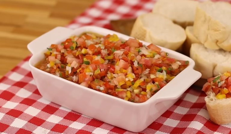 Receita de vinagrete para churrasco simples Como fazer um vinagrete simples e facil