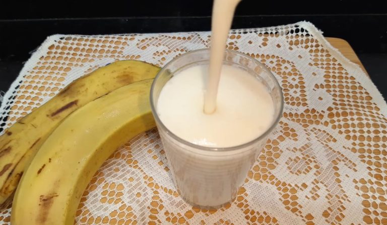 Vitamina de Banana: tradicional ou com adicional Como fazer Vitamina de Banana com adicionais
