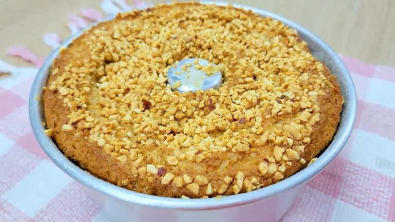 Receita de bolo de pacoca simples