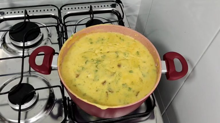 Creme de mandioca: receita fácil e como fazer Como fazer Creme de Mandioca simples