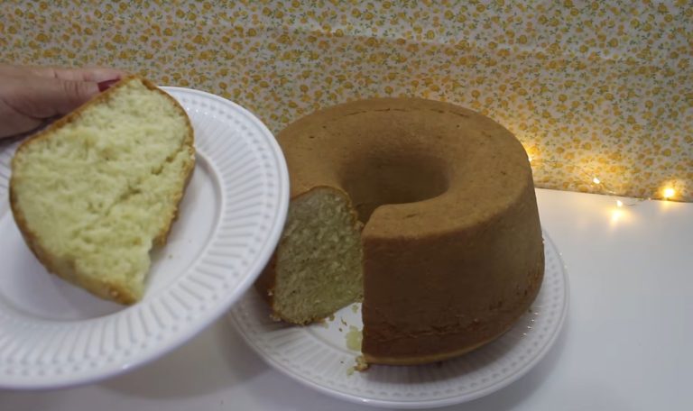 Receita de Bolo de Leite de Coco de Liquidificador