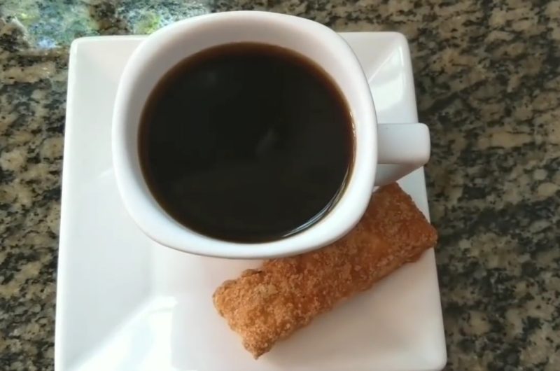 Como fazer café no coador: receita simples e rápida Como fazer café coado simples e gostoso
