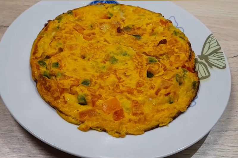 Omelete com Farinha de Trigo (Firme e Rende Bem) Omelete Com Farinha de Trigo 😋
